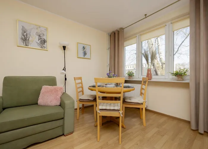 شقة Cozy Anielewicza Wola By Renters